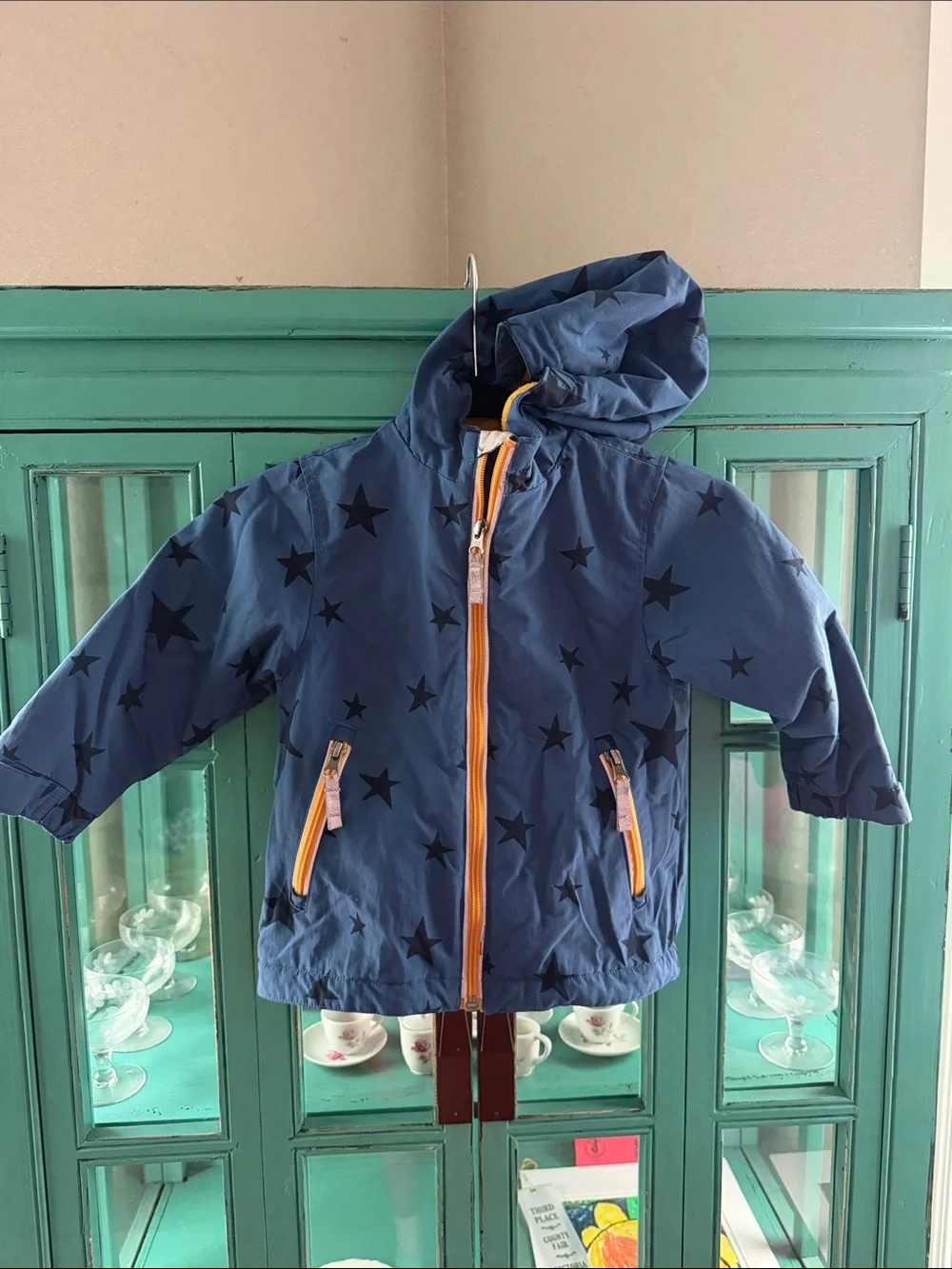 Hannah Anderson Blue Star Print Hooded Jacket w/ Yellow Trim size 90 (3-4 year)